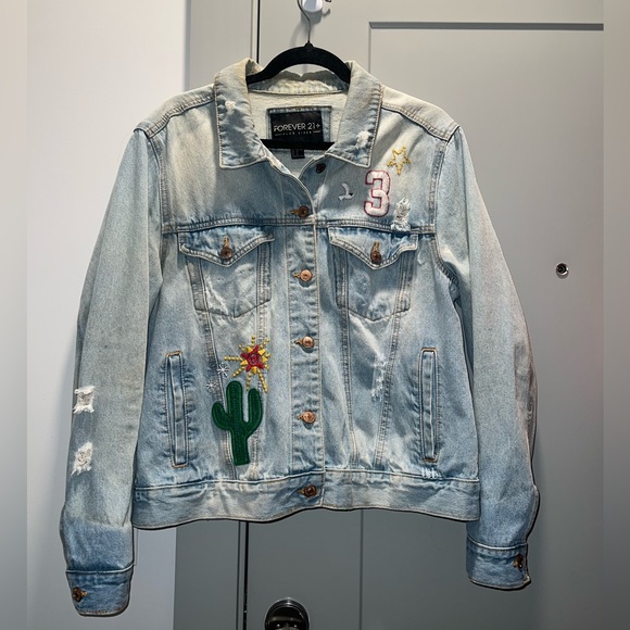 Forever 21 Jackets & Blazers - Forever 21 Distressed Light Wash Graphic Denim Jacket